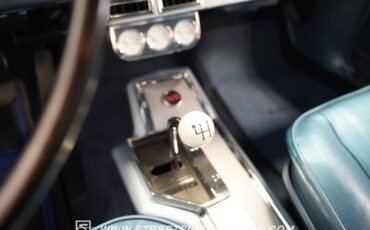 Chevrolet-Nova-1965-Ermine-White-Blue-42