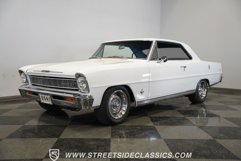 Chevrolet-Nova-1965-Ermine-White-Blue-46