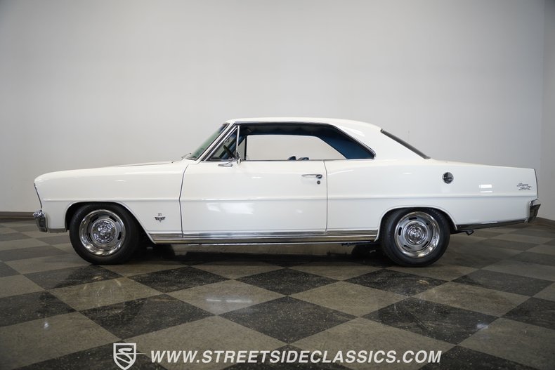 Chevrolet-Nova-1965-Ermine-White-Blue-8