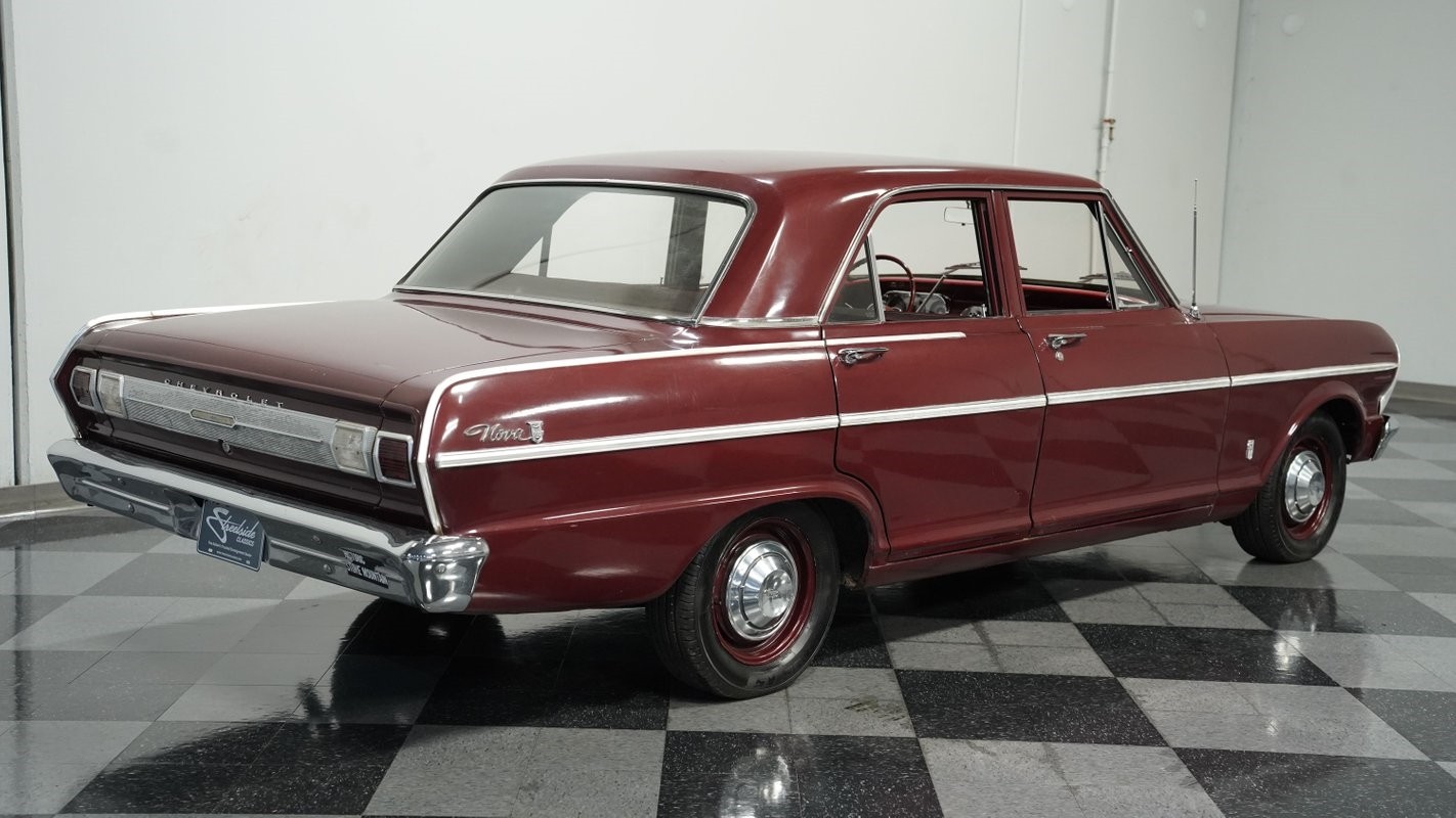Chevrolet-Nova-1965-Sedan-11