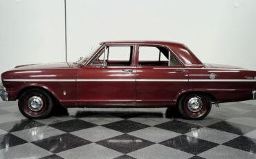 Chevrolet-Nova-1965-Sedan-2