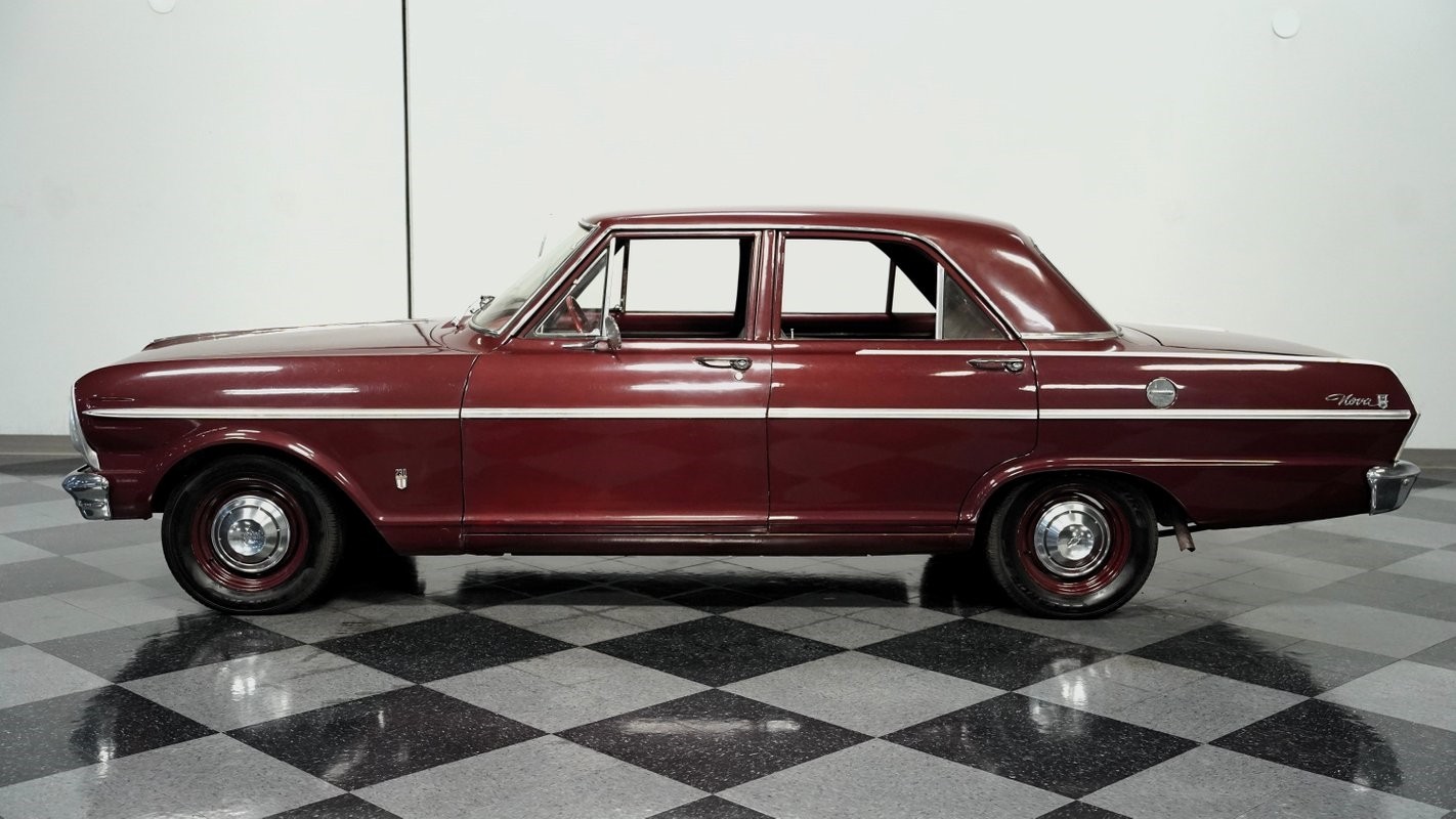 Chevrolet-Nova-1965-Sedan-2