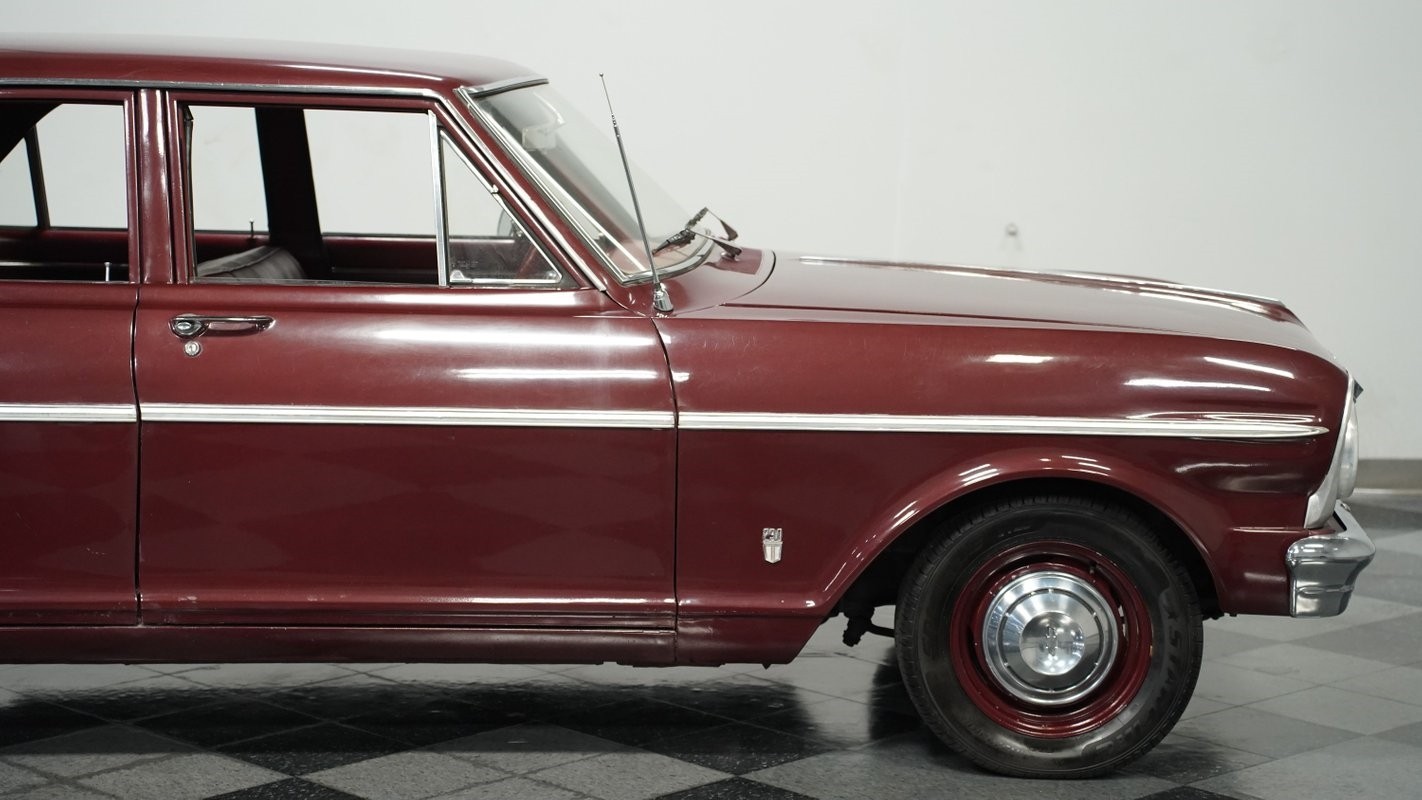 Chevrolet-Nova-1965-Sedan-24