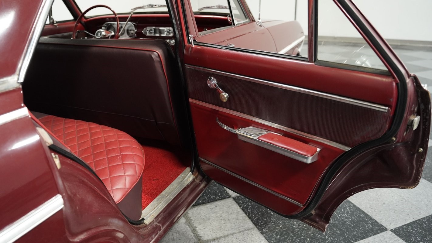 Chevrolet-Nova-1965-Sedan-38