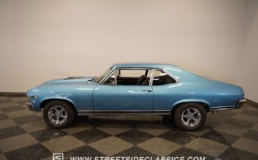 Chevrolet-Nova-1968-Grotto-Blue-Black-17