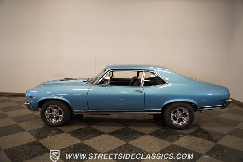 Chevrolet-Nova-1968-Grotto-Blue-Black-17