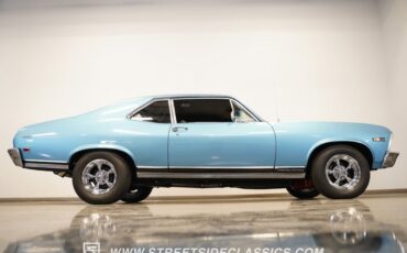 Chevrolet-Nova-1968-Grotto-Blue-Black-24