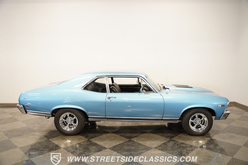 Chevrolet-Nova-1968-Grotto-Blue-Black-26