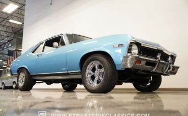 Chevrolet-Nova-1968-Grotto-Blue-Black-27