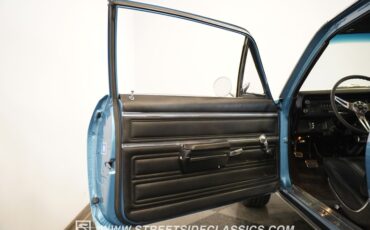 Chevrolet-Nova-1968-Grotto-Blue-Black-43