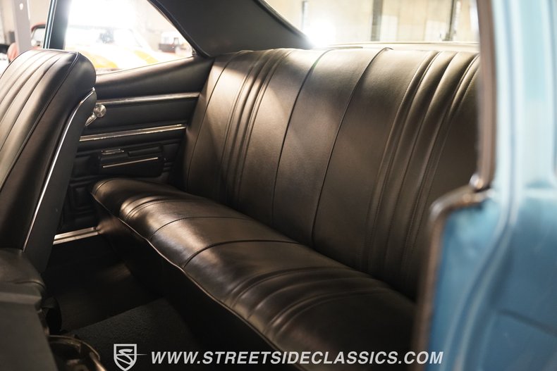 Chevrolet-Nova-1968-Grotto-Blue-Black-47