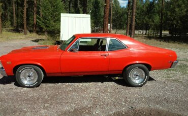 Chevrolet-Nova-1968-Orange-Black