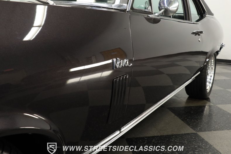 Chevrolet-Nova-1969-Grey-Metallic-Black-26