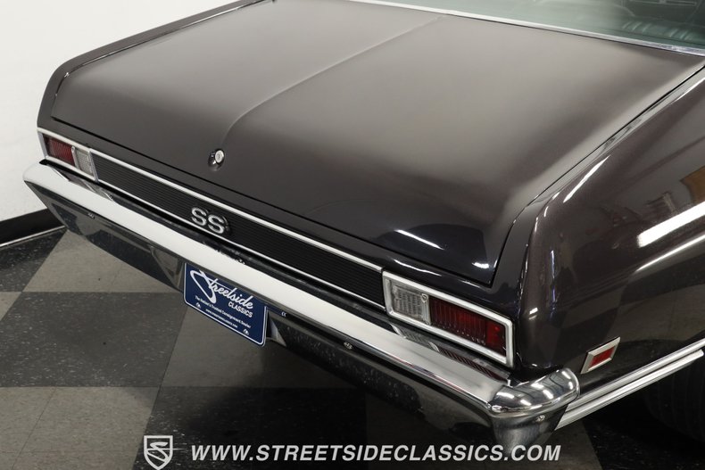 Chevrolet-Nova-1969-Grey-Metallic-Black-29