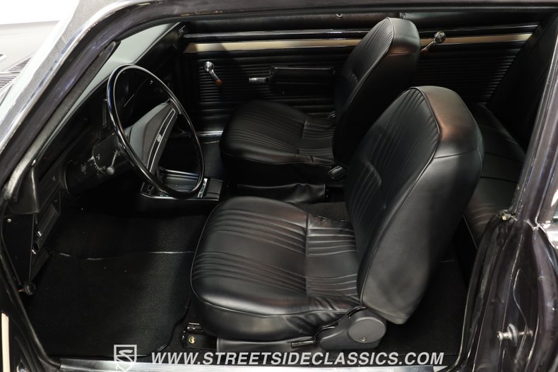 Chevrolet-Nova-1969-Grey-Metallic-Black-39