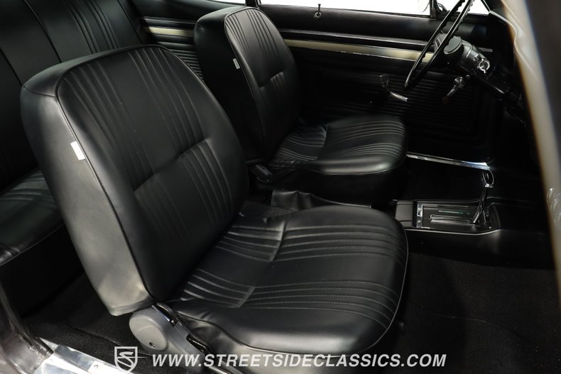 Chevrolet-Nova-1969-Grey-Metallic-Black-4