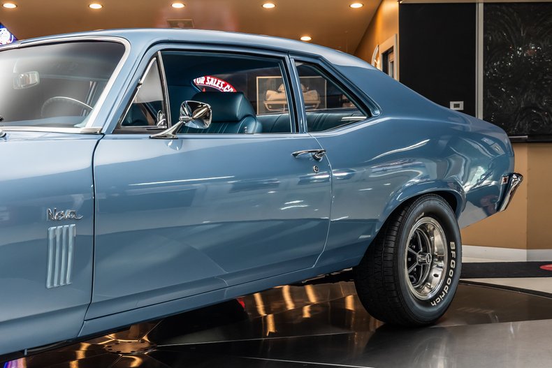 Chevrolet-Nova-1969-Light-Blue-Blue-39