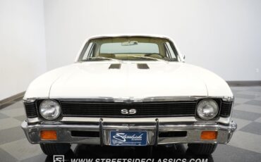 Chevrolet-Nova-1972-Coupe-10