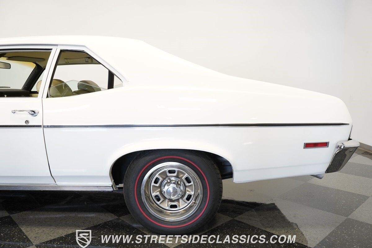 Chevrolet-Nova-1972-Coupe-17