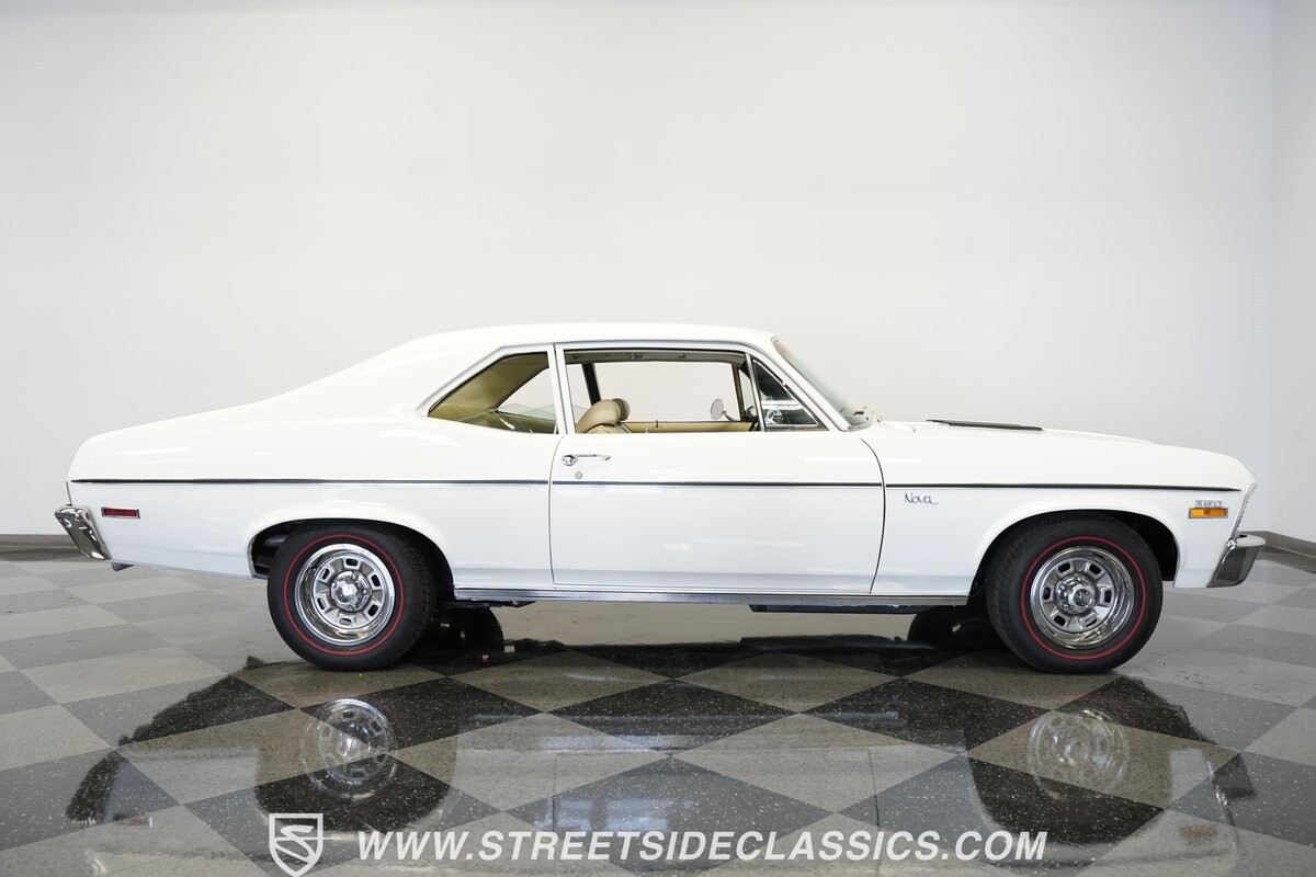 Chevrolet-Nova-1972-Coupe-30