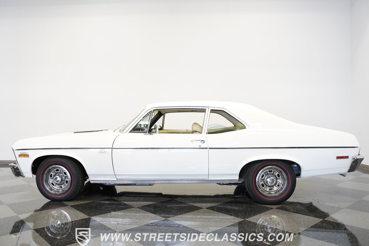Chevrolet-Nova-1972-Coupe-4