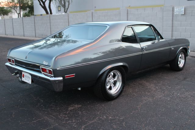 Chevrolet-Nova-1972-Gray-Gray-18