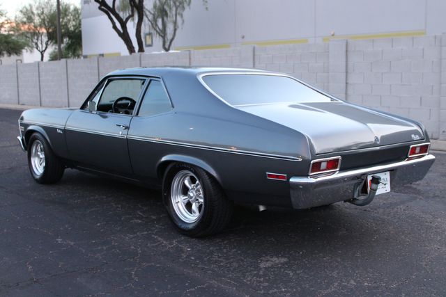 Chevrolet-Nova-1972-Gray-Gray-3
