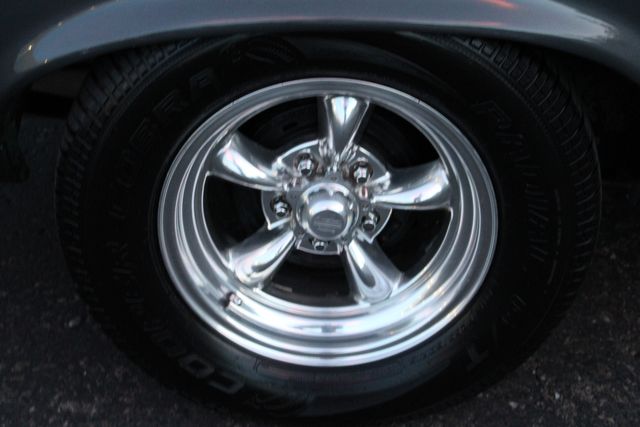 Chevrolet-Nova-1972-Gray-Gray-35