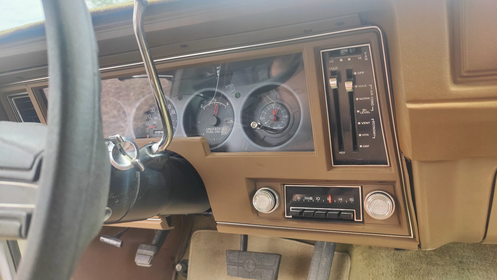 Chevrolet-Nova-1977-Coupe-15