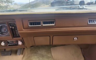 Chevrolet-Nova-1977-Coupe-17