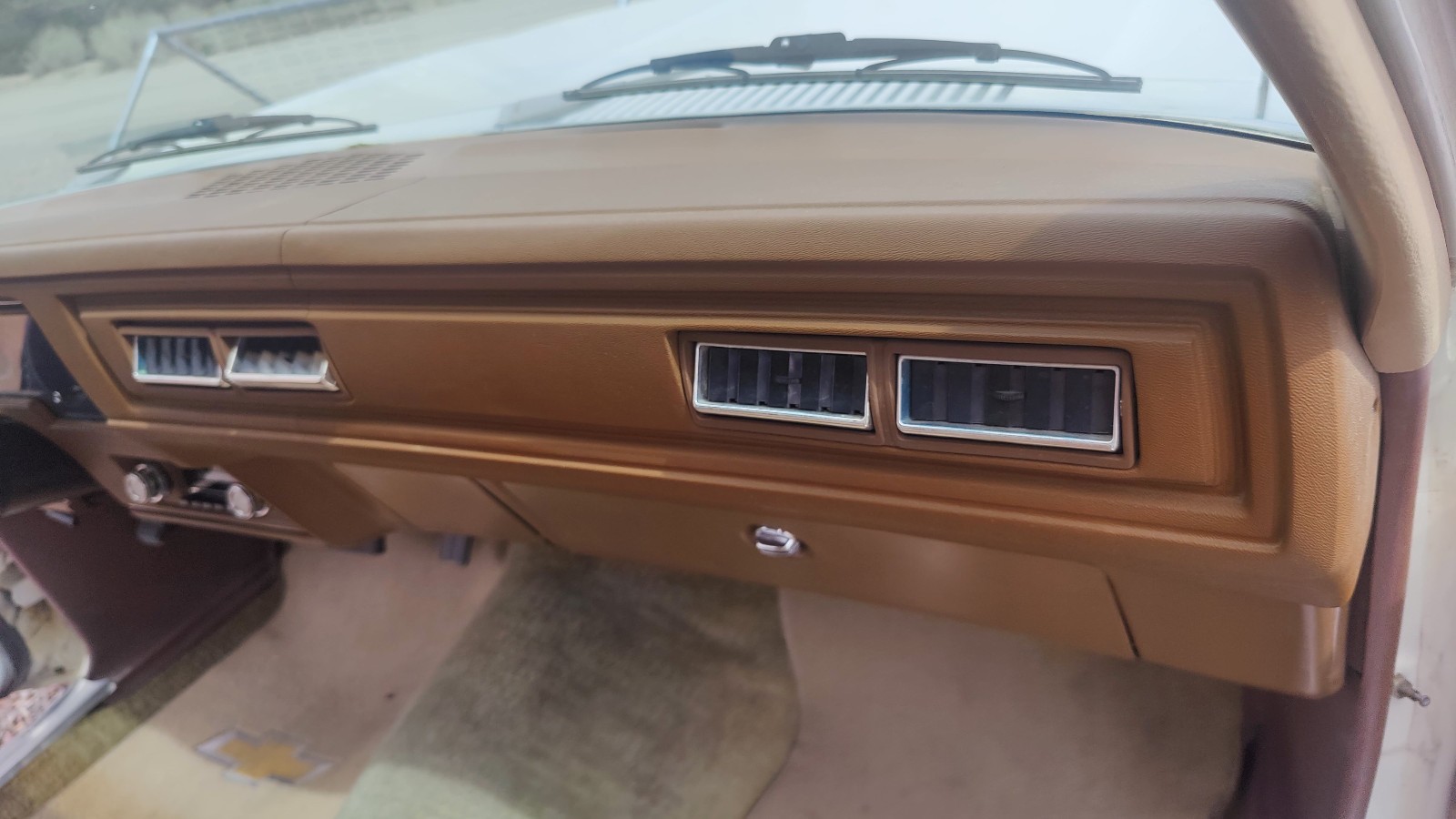 Chevrolet-Nova-1977-Coupe-18