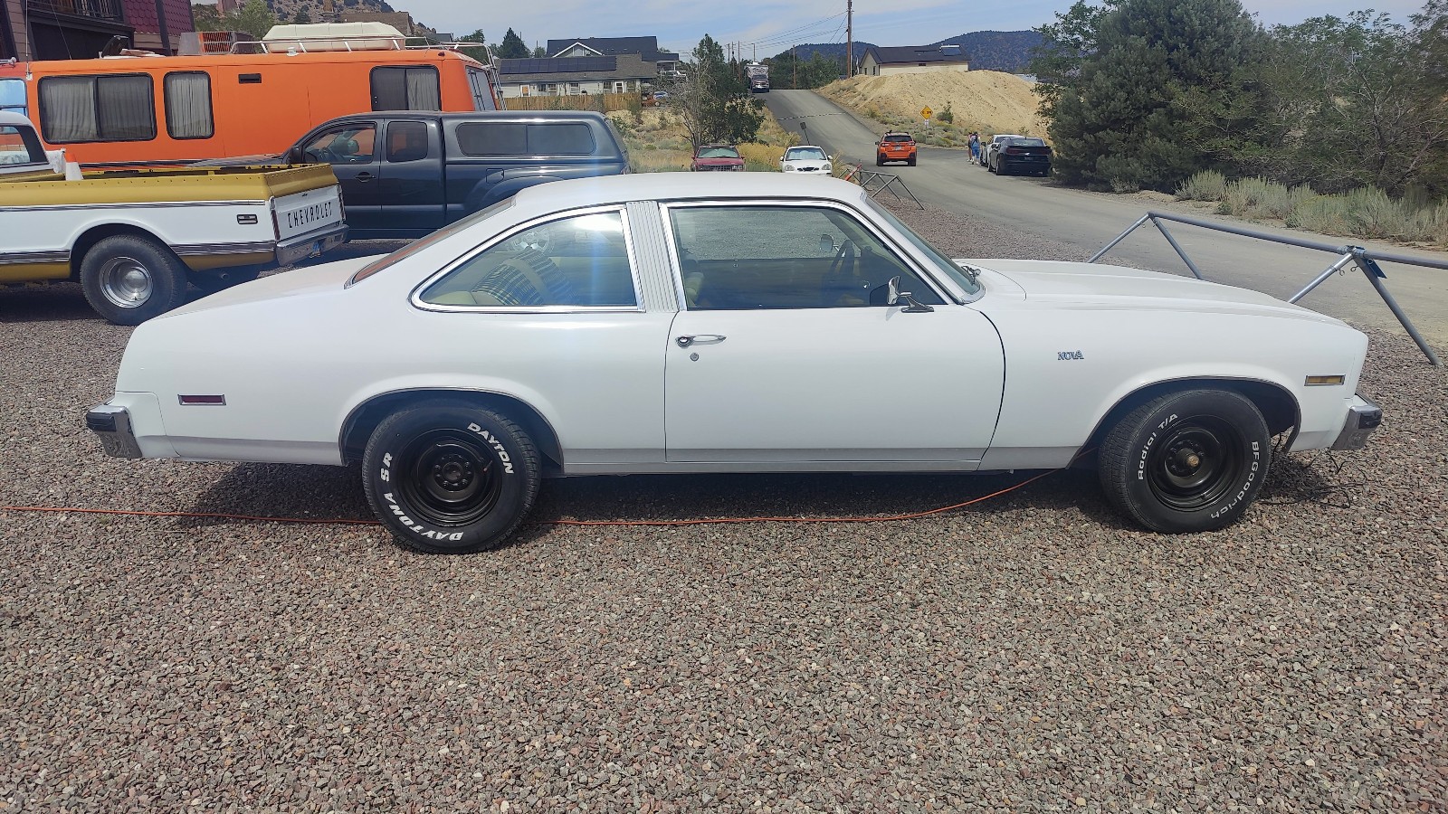 Chevrolet-Nova-1977-Coupe-7