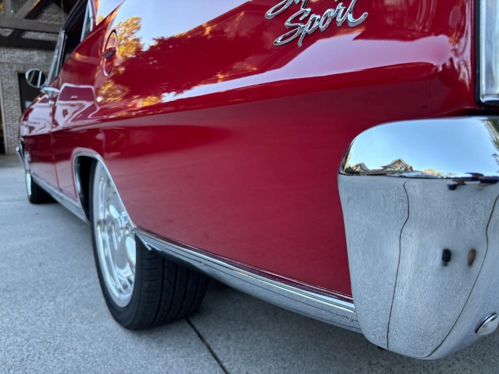 Chevrolet-Nova-Chevy-II-Resto-mod-Ram-Jet-350-700-r4-air-con-1966-16
