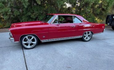 Chevrolet-Nova-Chevy-II-Resto-mod-Ram-Jet-350-700-r4-air-con-1966