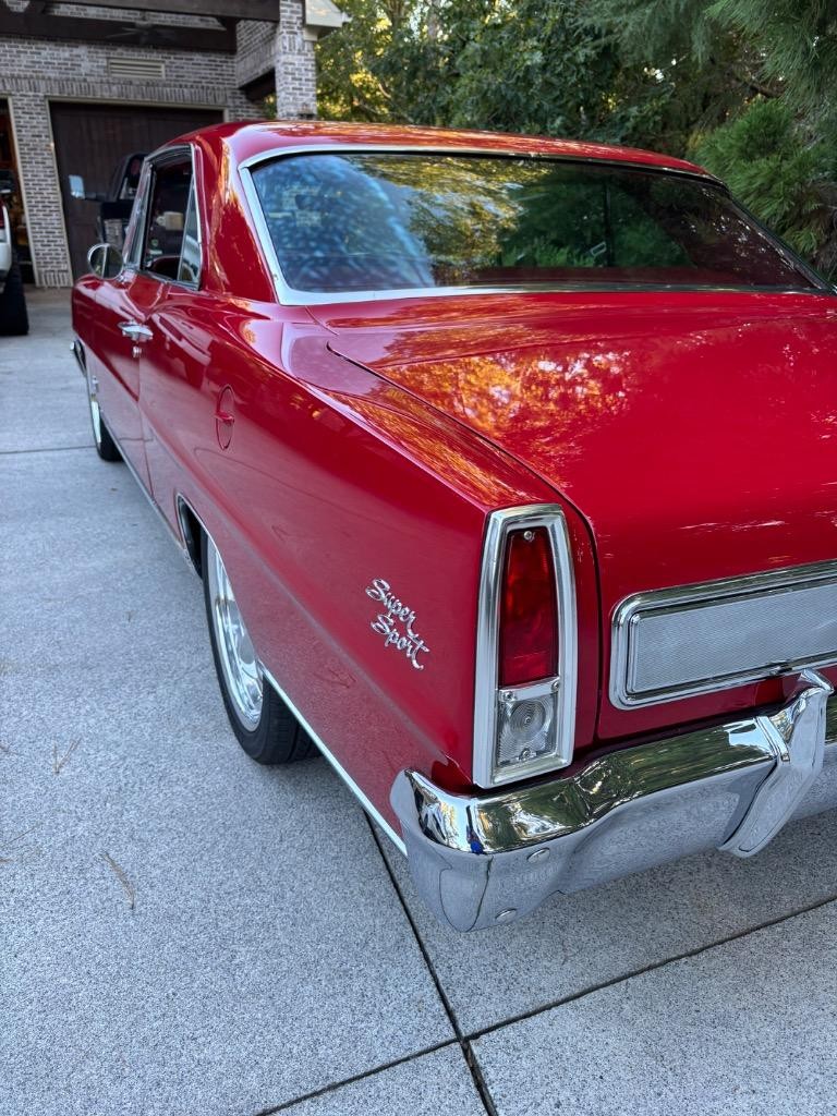 Chevrolet-Nova-Chevy-II-Resto-mod-Ram-Jet-350-700-r4-air-con-1966-7