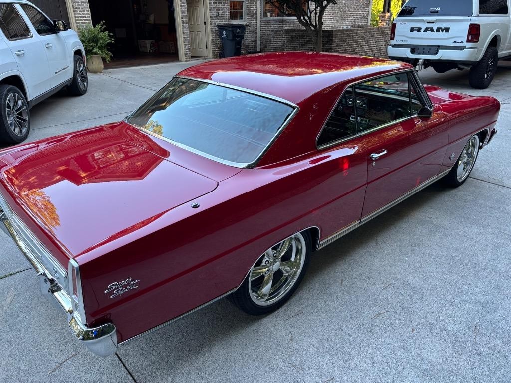 Chevrolet-Nova-Chevy-II-Resto-mod-Ram-Jet-350-700-r4-air-con-1966-9