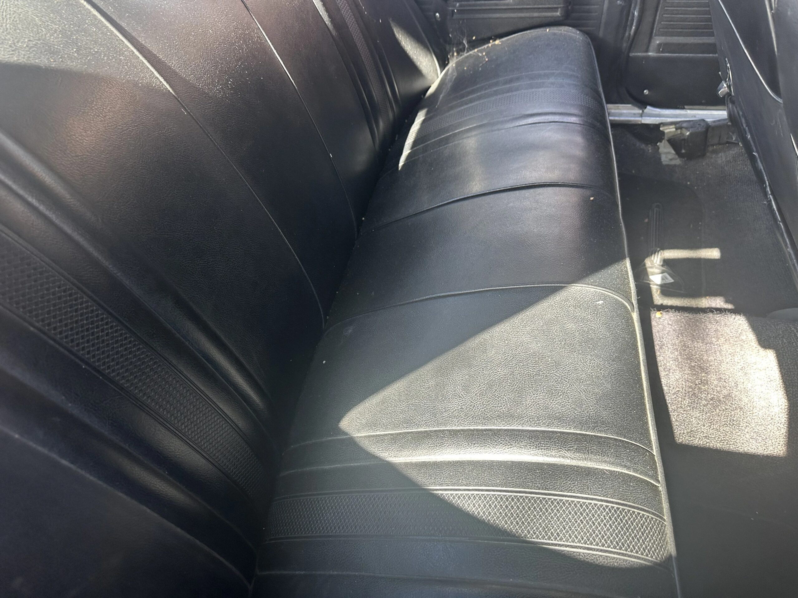 Chevrolet-Nova-coupe-1970-Green-Black-12