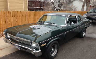 Chevrolet-Nova-coupe-1970-Green-Black-15