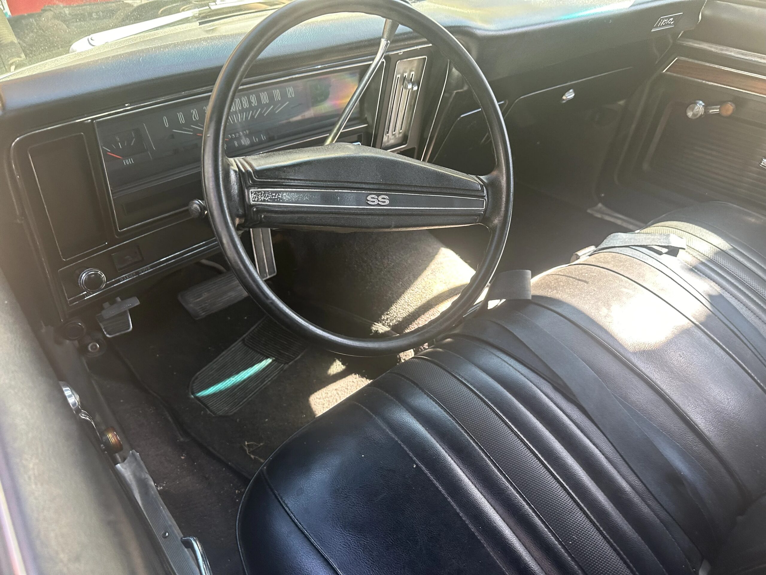 Chevrolet-Nova-coupe-1970-Green-Black-2