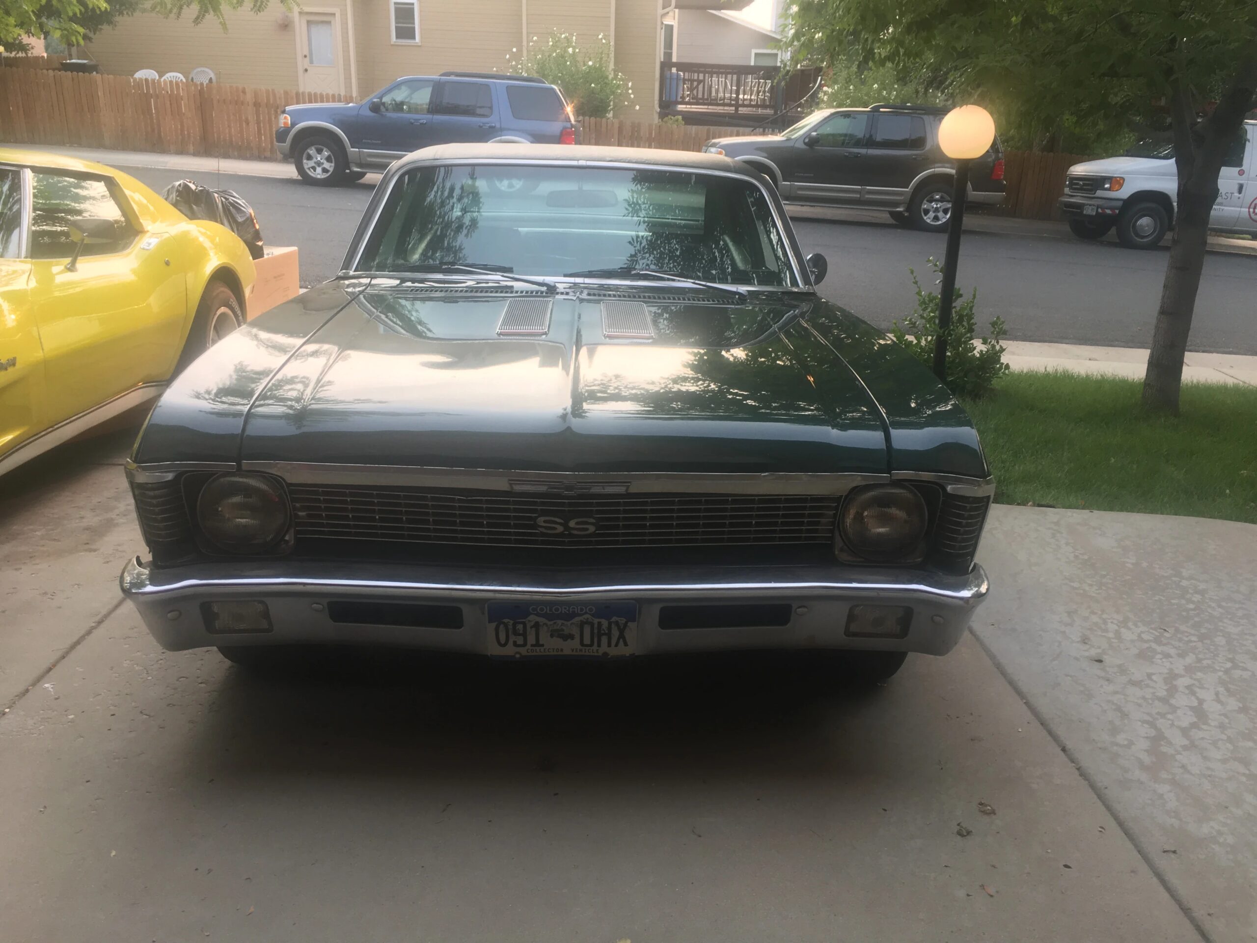 Chevrolet-Nova-coupe-1970-Green-Black-6