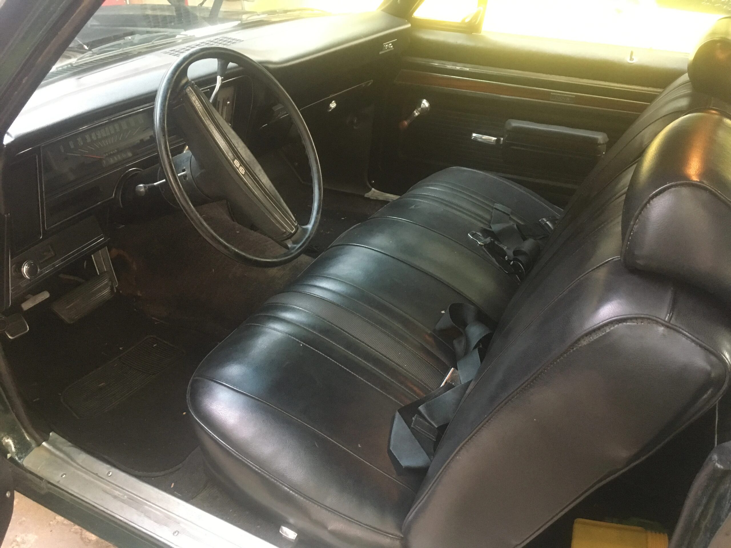 Chevrolet-Nova-coupe-1970-Green-Black-7