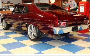 Chevrolet-Nova-coupe-1972-Burgundy-Black-2