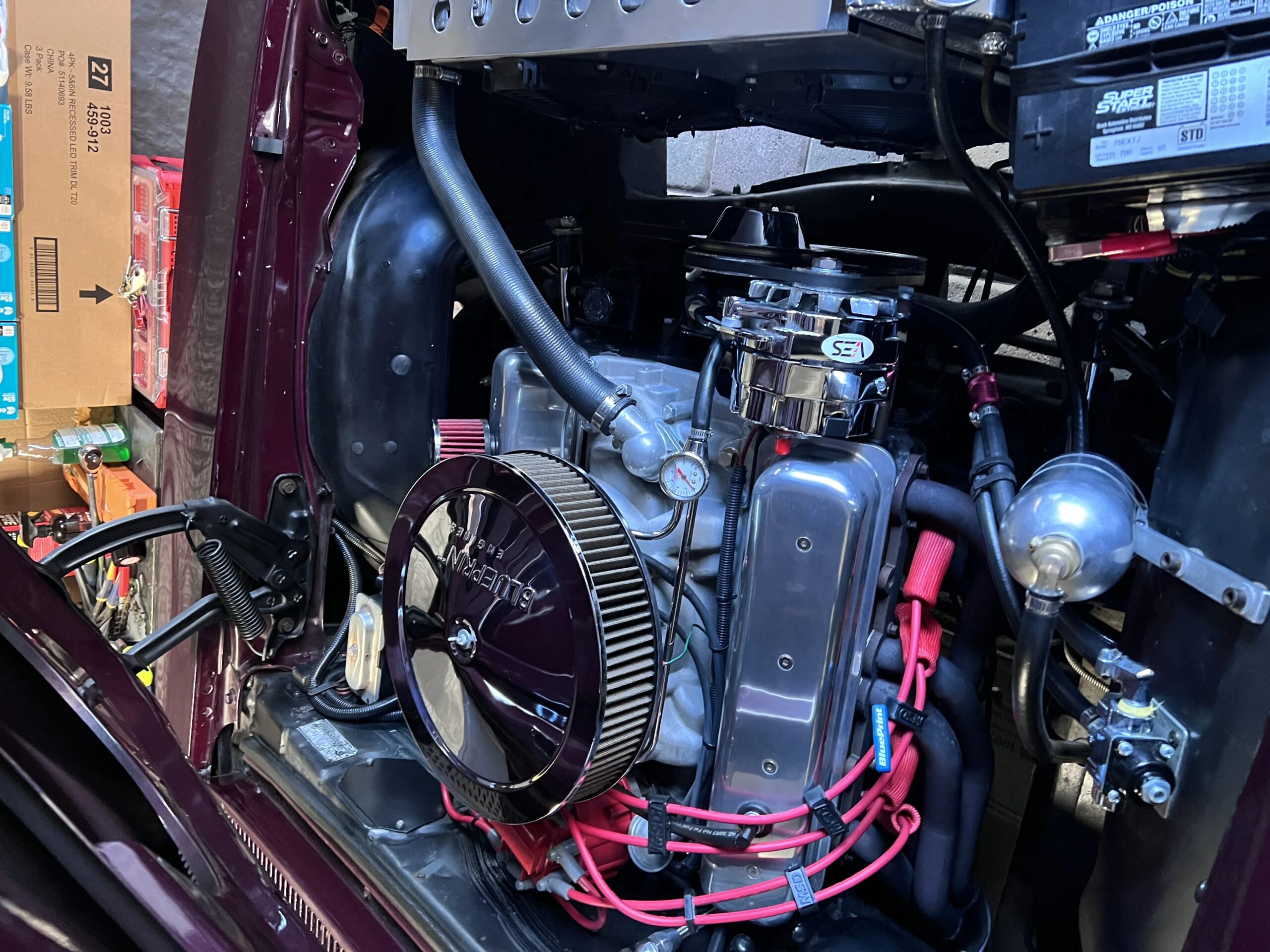 Chevrolet-Nova-coupe-1973-Burgundy-Black-18