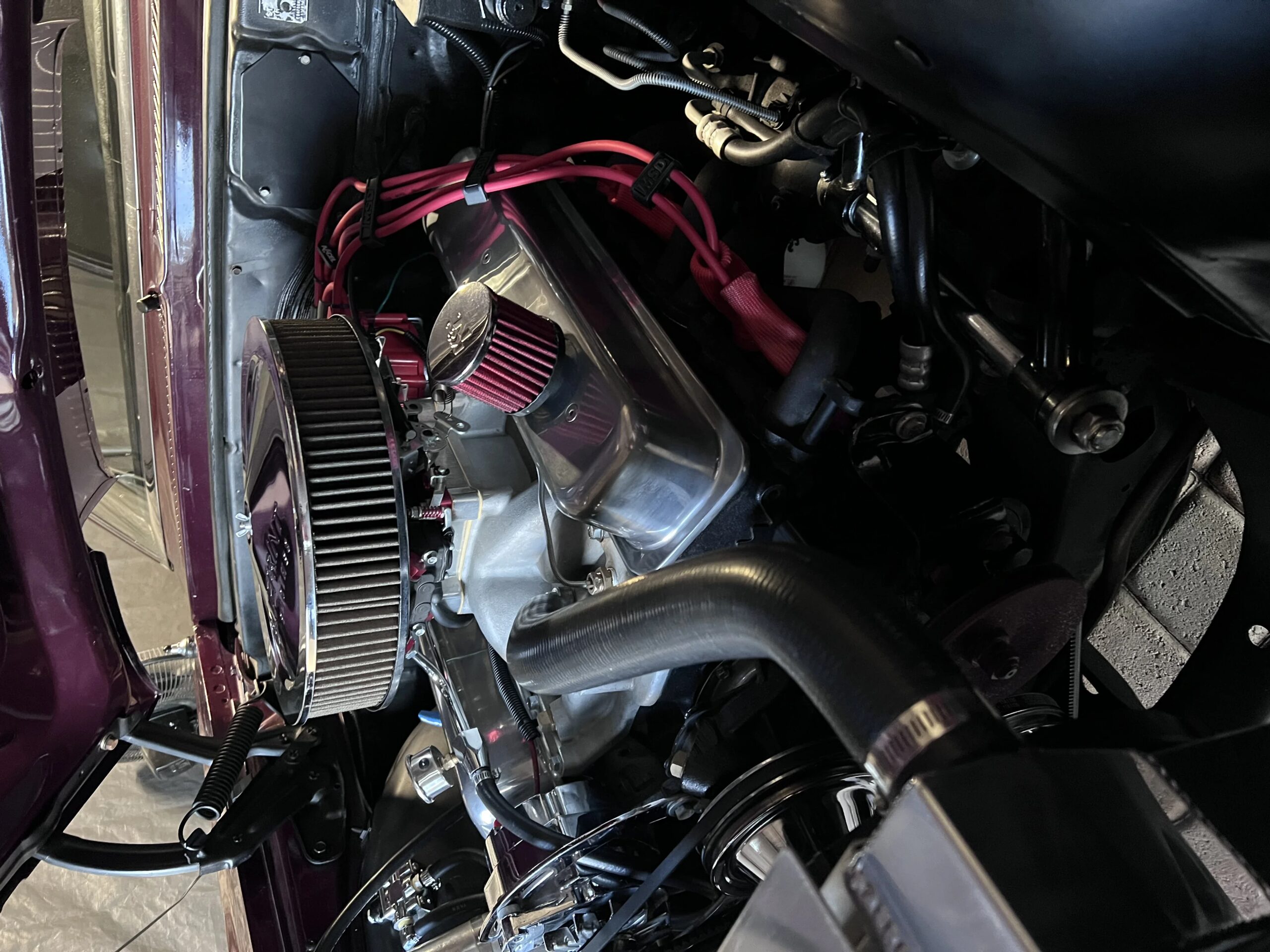 Chevrolet-Nova-coupe-1973-Burgundy-Black-19