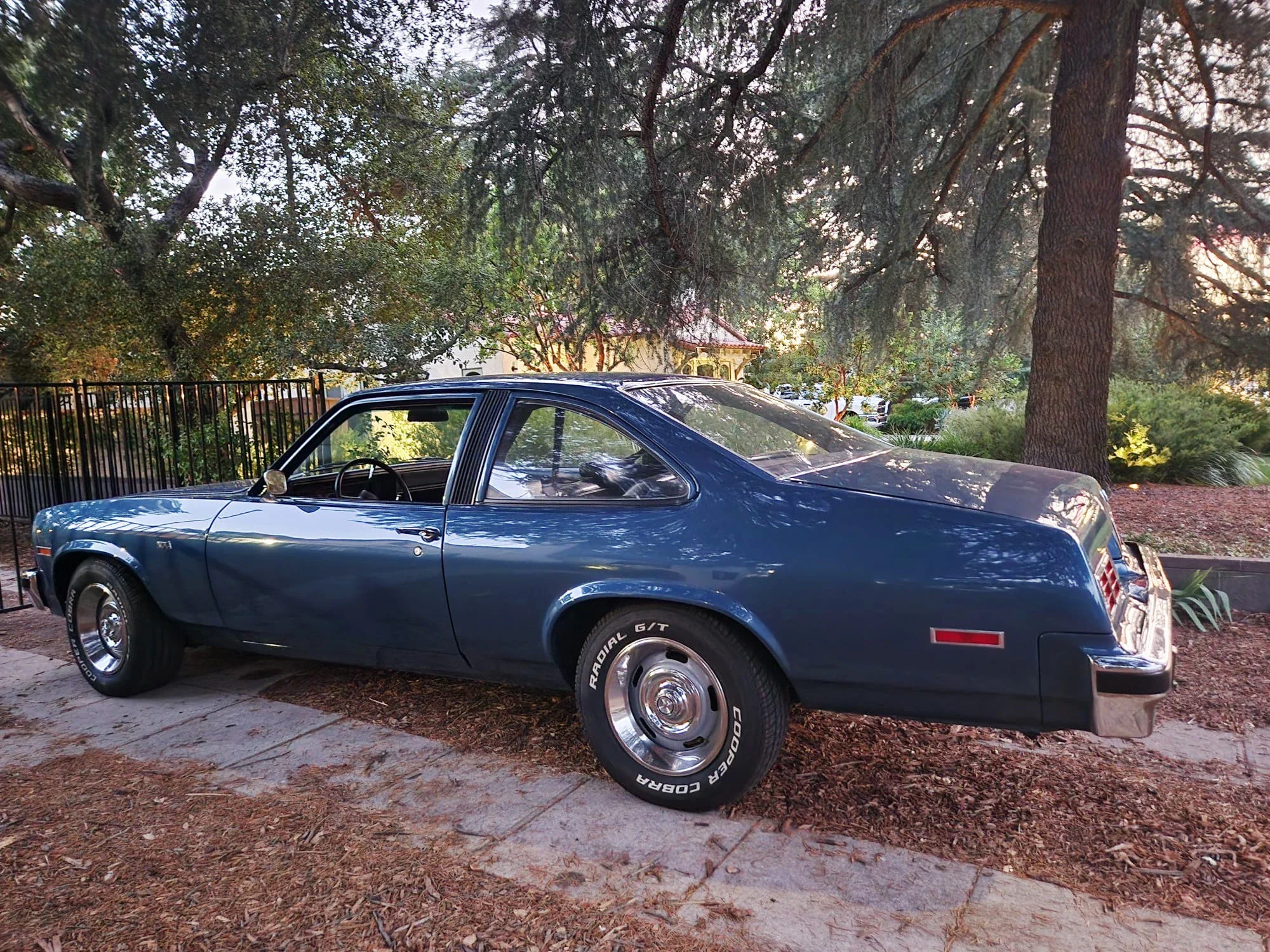 Chevrolet-Nova-coupe-1978-Blue-Blue-6