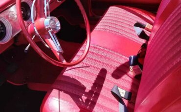Chevrolet-Nova-sedan-1962-Black-Red-4