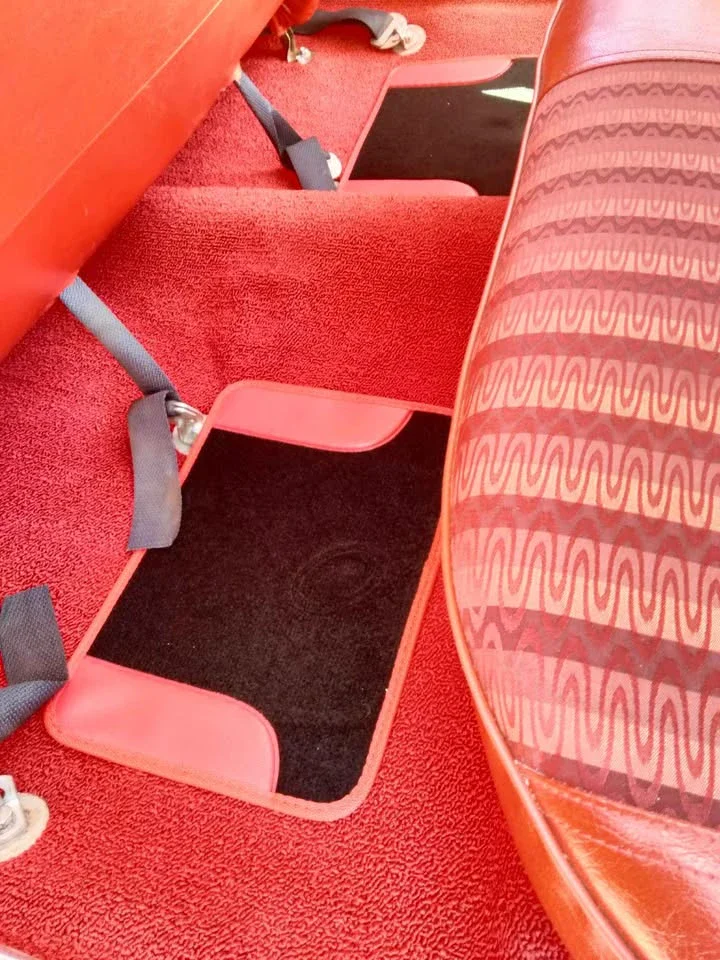 Chevrolet-Nova-sedan-1962-Black-Red-5