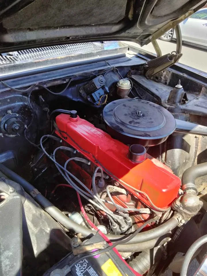 Chevrolet-Nova-sedan-1962-Black-Red-6