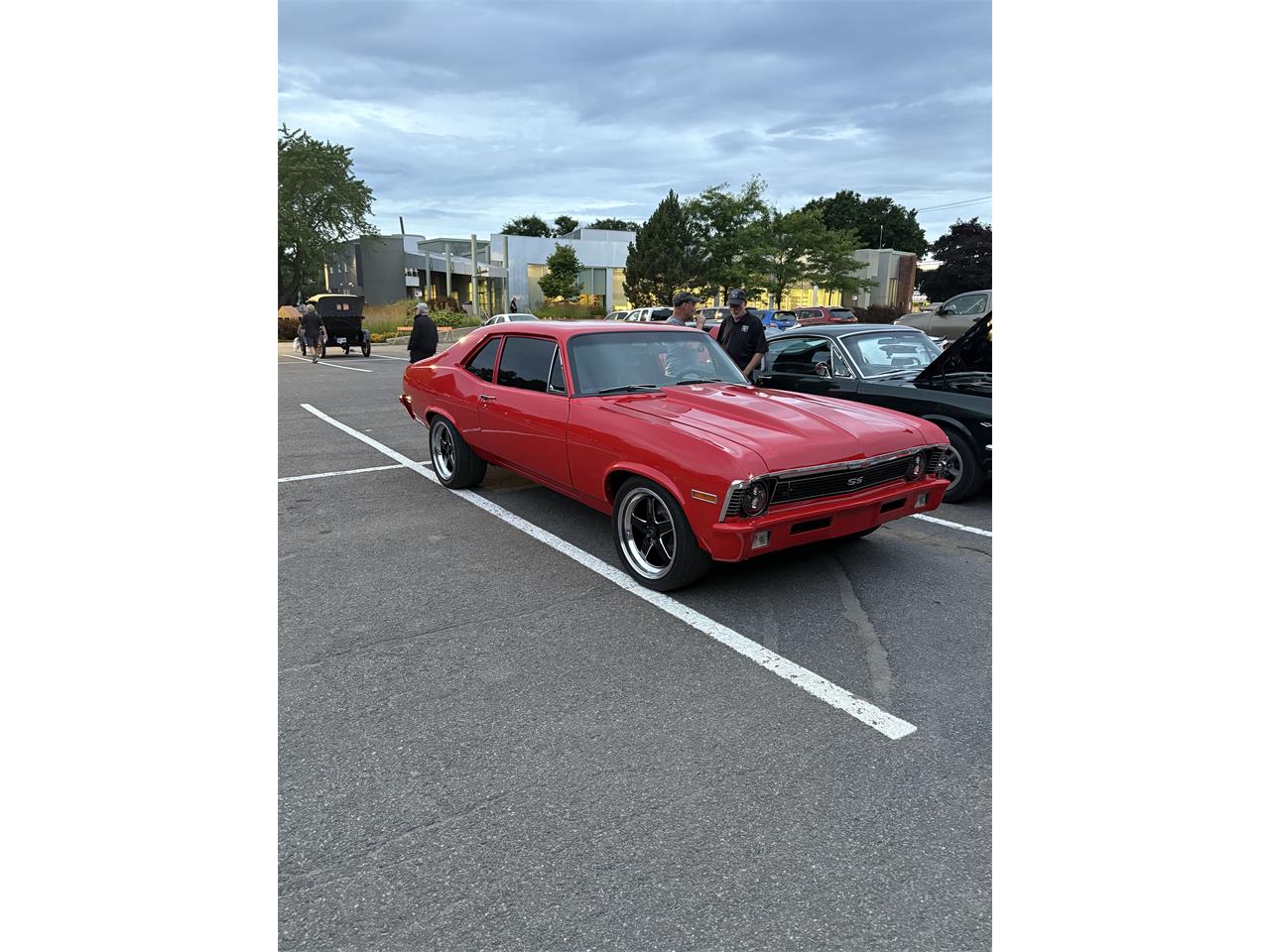 Chevrolet-Nova-ss-1970-Torch-Red-Black-2