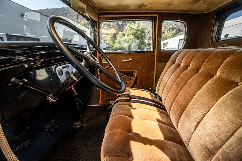 Chevrolet-Other-1931-Black-11
